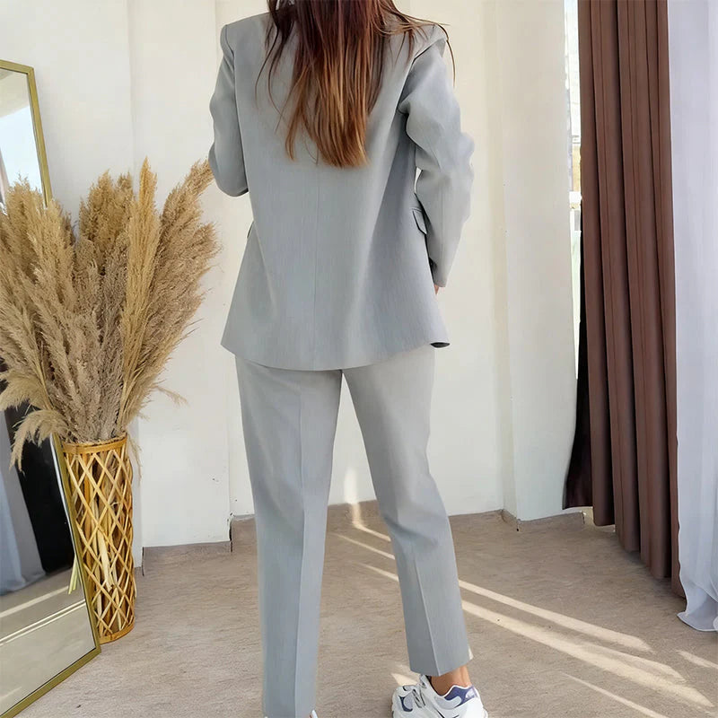 MILENA™ | CONJUNTO CLÁSICO: BLAZER Y PANTALÓN