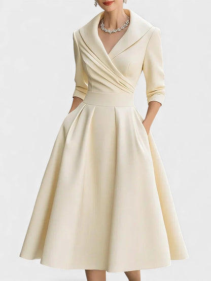CLAUDIA™  Brillo y Elegancia: Vestido de Satén 