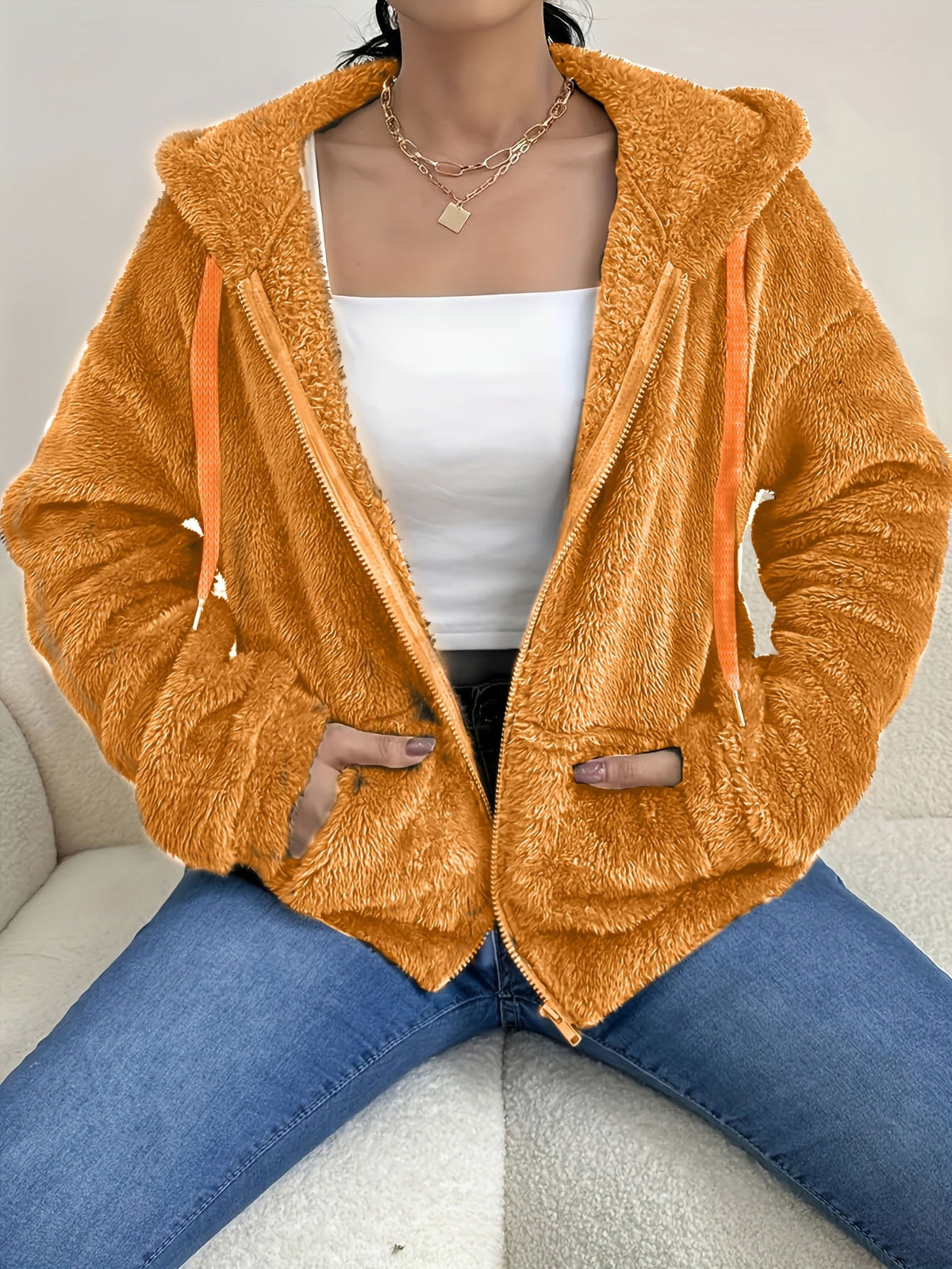 Chaqueta Laura en naranja, detalle