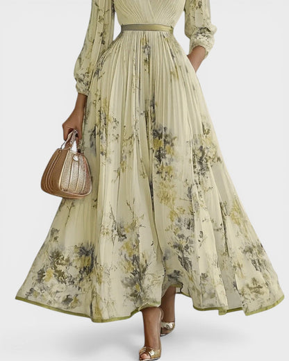 LORENA™ Jardín Encantado: Vestido Plisado Floral para un Look Elegante