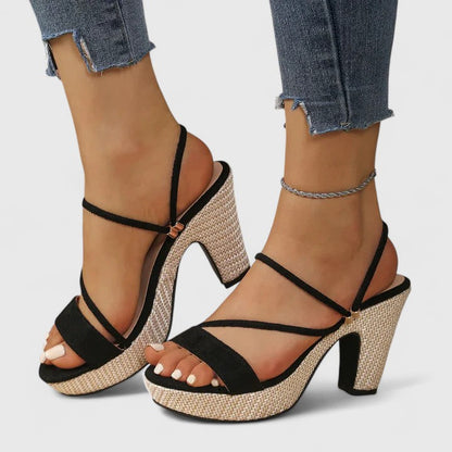 CLARA™ | Brilla con Estilo Tacones Elegantes y Sofisticados