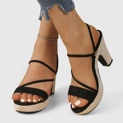 CLARA™ | Brilla con Estilo Tacones Elegantes y Sofisticados