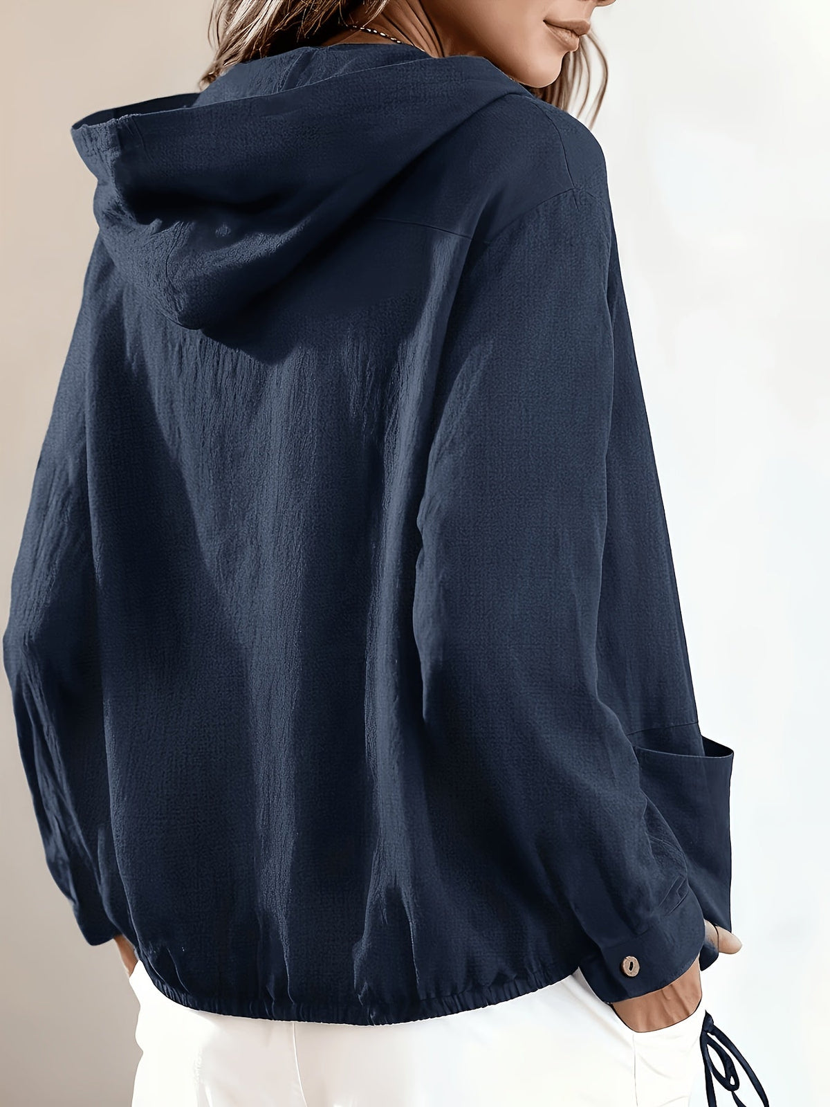Antonia | Chaqueta con Capucha que Ajustas a tu Cintura