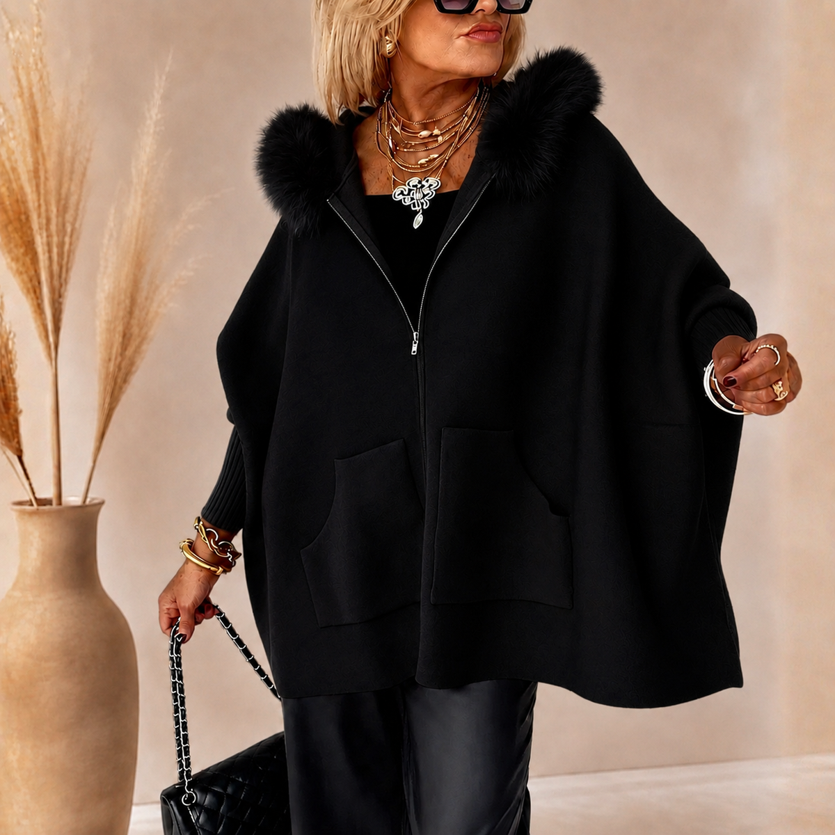 Irene | Chaqueta Capa Oversize con Capucha