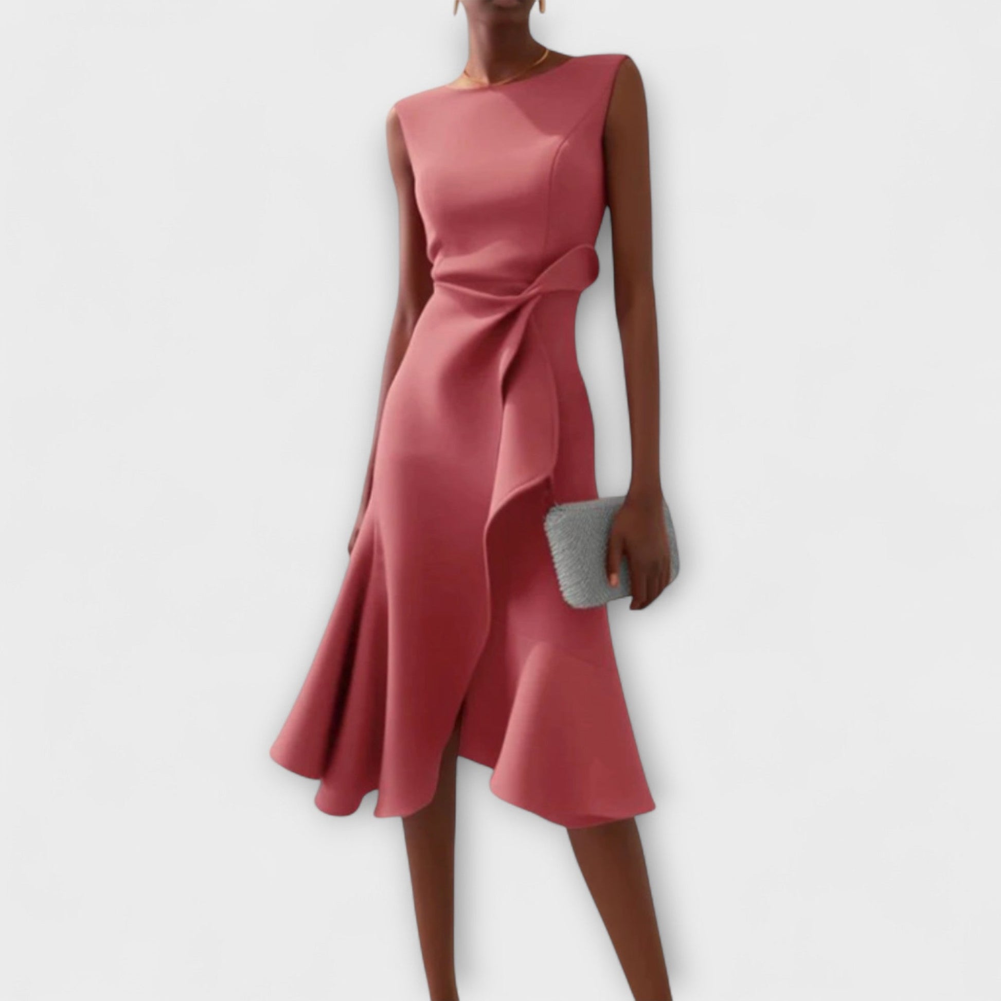 SHEILA™ Brillo y Elegancia en un Vestido Plisado 
