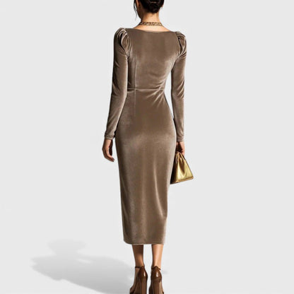 MILAN™ Elegante Vestido de Terciopelo Plisado ¡Destaca tu estilo!