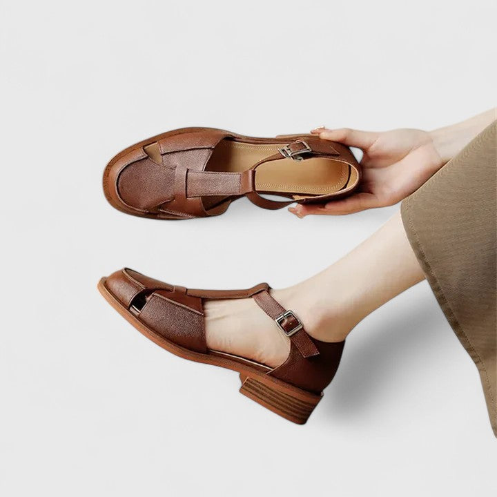 MARIA™ | Pasos con Estilo: Sandalias Elegantes
