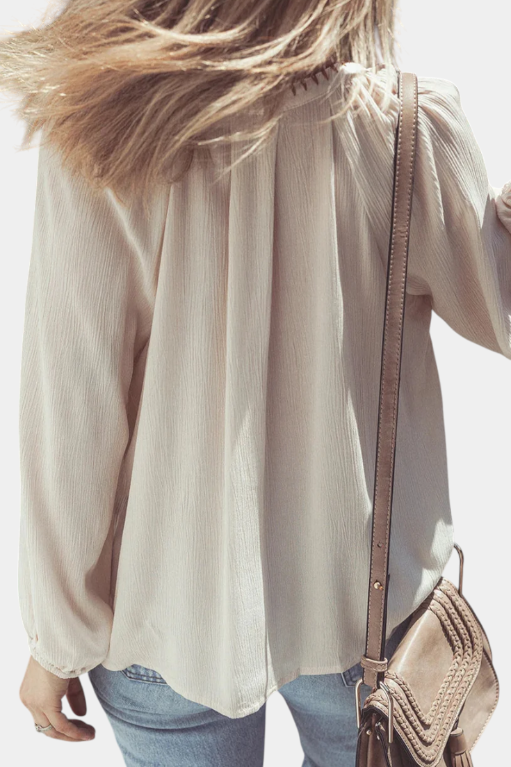 LUCIA™ Tierra Encantadora: La Blusa que te sorprenderá