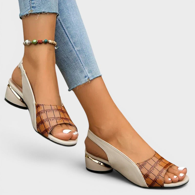 NADIA™ | Paso a Paso con Estilo: Sandalias de tacón bajo