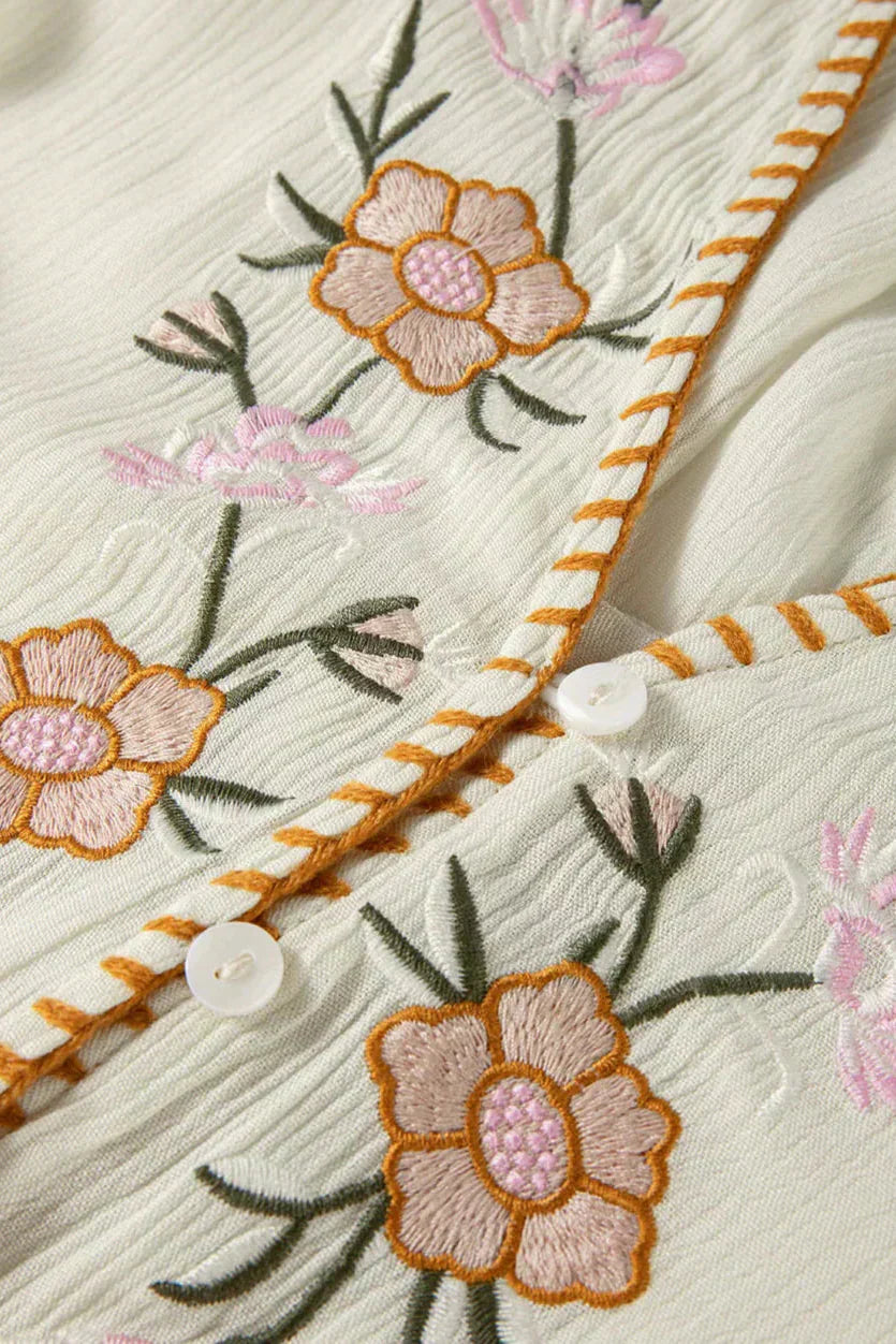 LUCIA™ Tierra Encantadora: La Blusa que te sorprenderá