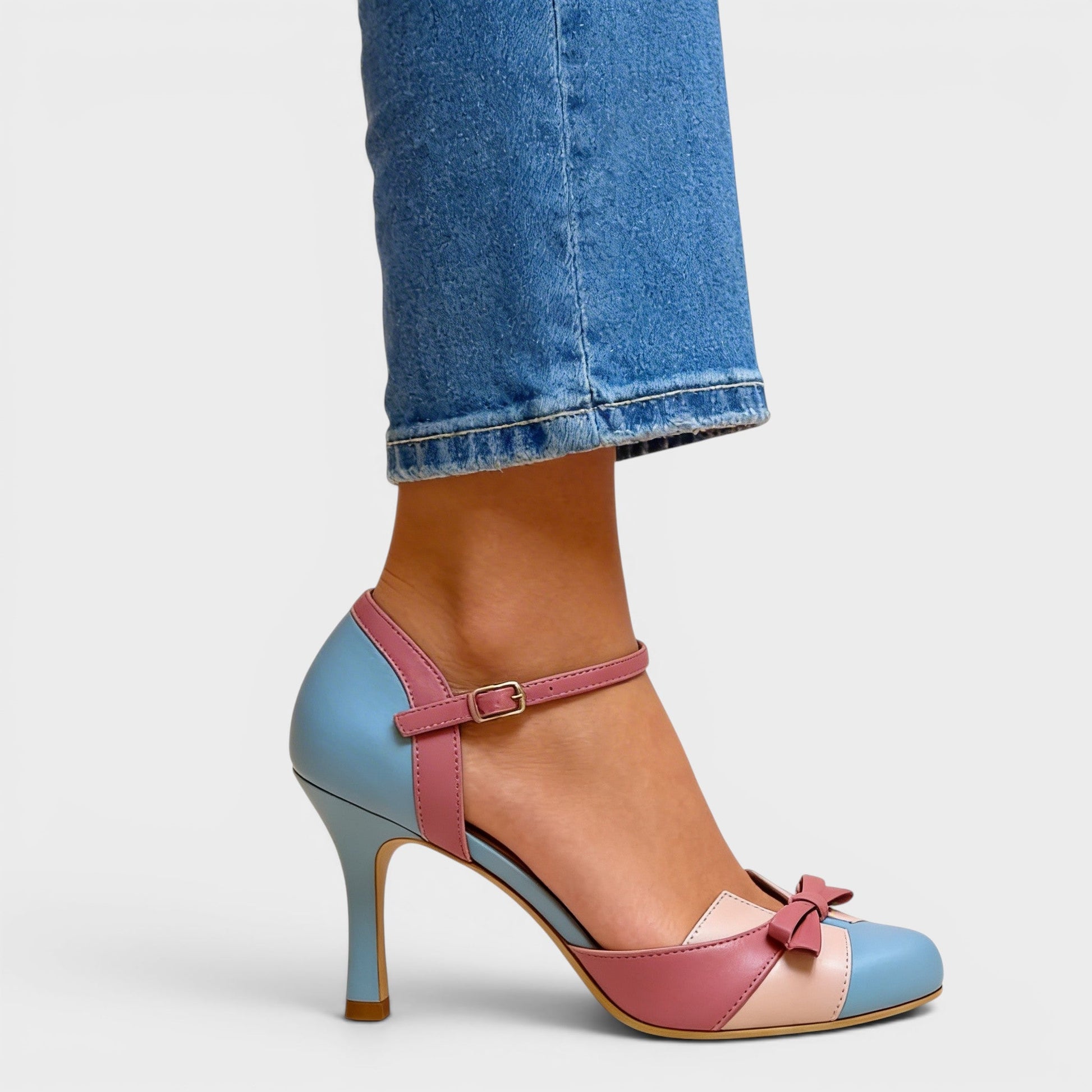CLARA™ |  Brilla con Elegancia en Tacones 