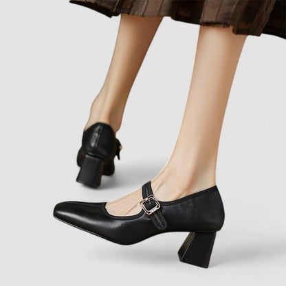 JULIA™ : Los zapatos ortopédicos que cuidan tus pies con estilo